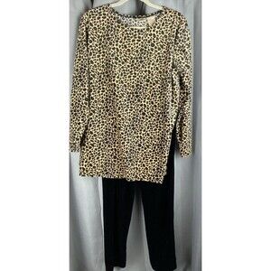 SJB Women's Sz L  2 Pc Animal Print Velour Top And Black Pants Dressy